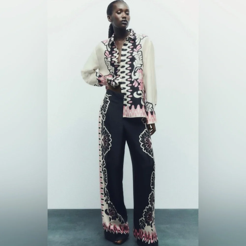 NWT Zara size small cream, black and pink button down - Picture 3 of 7